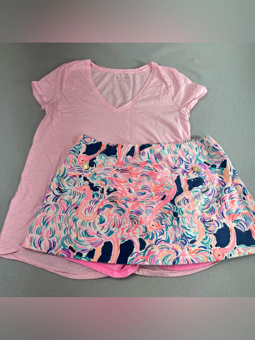 Lilly Pulitzer Pink V-Neck Tee & Flamingo Skort Outfit Set Medium Large